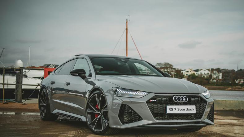 奥迪拉响警报,利润暴跌37%,中美市场都栽了跟头